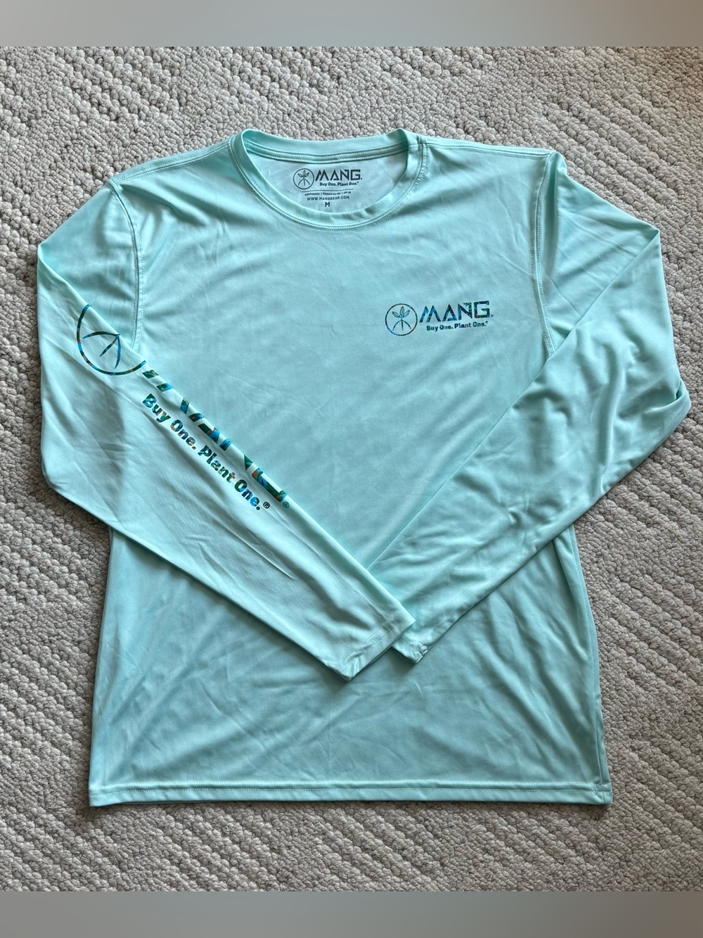 MANG Men’s Long Sleeve Performance Tee